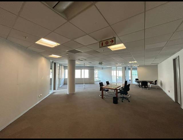 429M² OFFICE TO LET IN SANDTON CENTRAL
